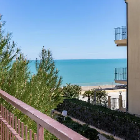 Apartment L01 - Trilocale Fronte Mare Con Privata Numana