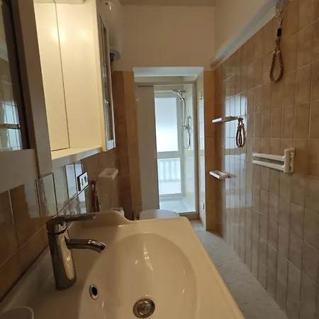 L01 - Trilocale Fronte Mare Con Privata Apartment Numana