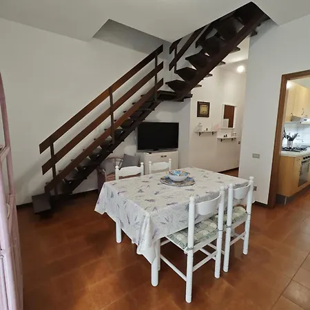 L01 - Trilocale Fronte Mare Con Privata * Numana