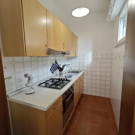 L01 - Trilocale Fronte Mare Con Privata * Numana