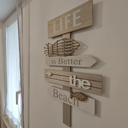 L01 - Trilocale Fronte Mare Con Privata Lägenhet *