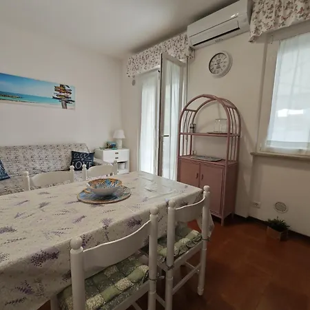 Apartment L01 - Trilocale Fronte Mare Con Privata *