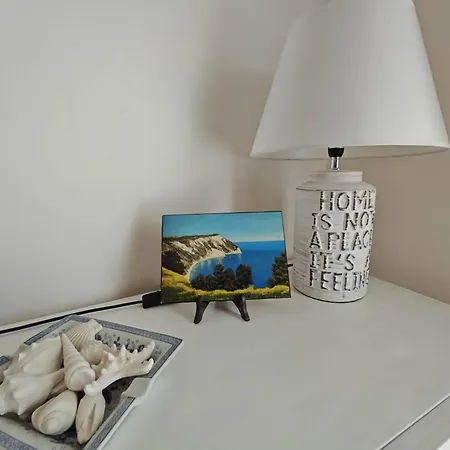 L01 - Trilocale Fronte Mare Con Privata *